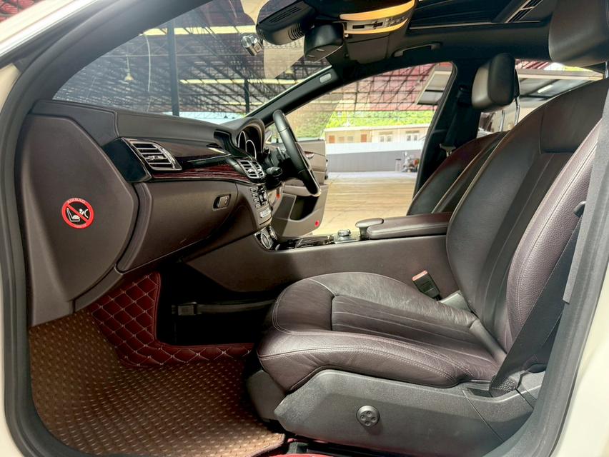 Mercedes-benz CLS250 W218 2.1 CDI SALOON AMG ปี2012จด2015 10