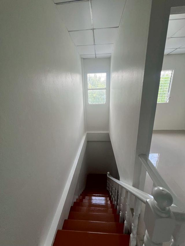 ขายทาวน์เฮาส์ 2 ชั้น เนื้อที่ 18 ตรว. ถนนเมน หมู่บ้านพนาสนธิ์ 6 ถนนนิมิตใหม่ 7 แขวงมีนบุรี เขตมีนบุรี กรุงเทพมหานคร  14