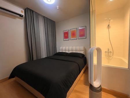 For Rent Ideo Sathorn Taksin Top 27th Fl 0m to BTS Krung Thon Buri 35 sqm 1BR Bathtub Min 3 Months Lease Fully Furnished 22k mo 9