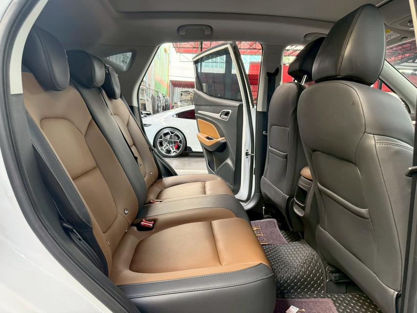 MG ZS 1.5 X+ SUNROOF ปี2022 13