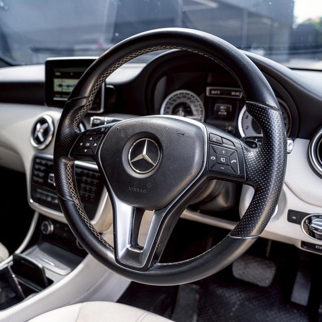 รหัสรถ 67GG5675 📞Mercedes #Benz #A180 ปี 2015 รูปที่ 20
