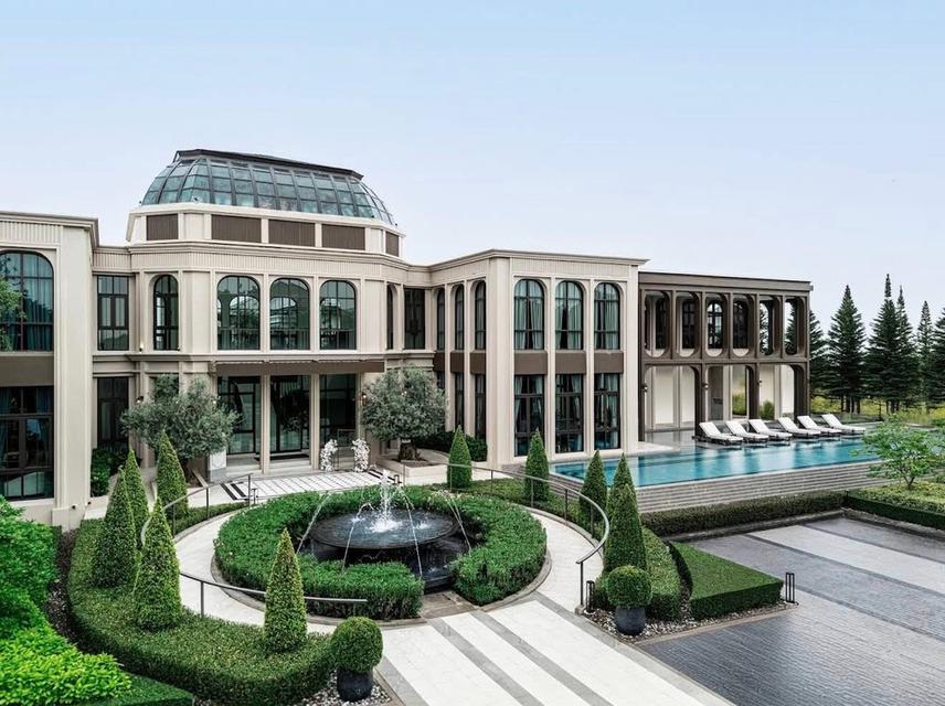 Luxury house for sale, ready to move in. New Krungthep Kreetha Zone 2