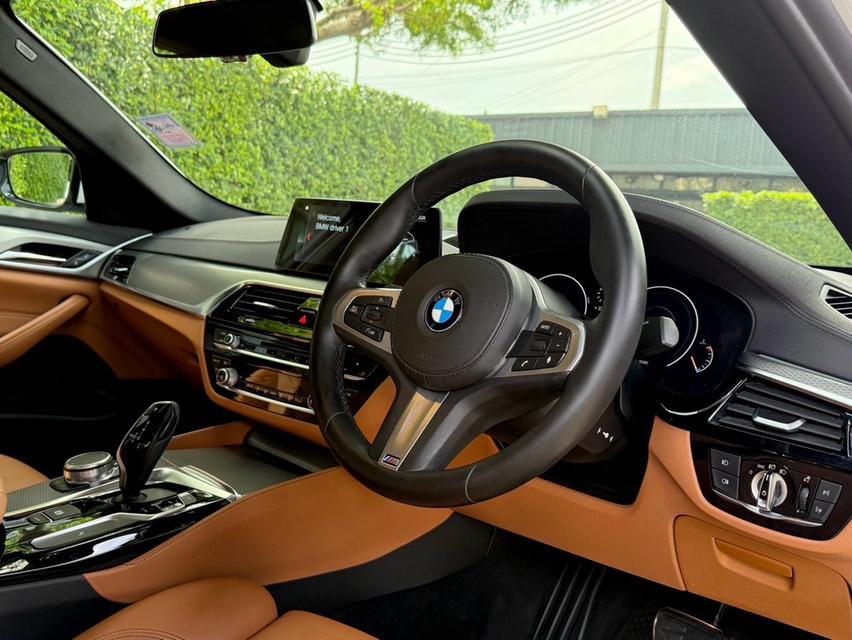 2020 BMW 520D MSPORT G30 รถมือเดียวออกป้ายแดง รถวิ่งน้อย เข้าศูนย์ทุกระยะ ไม่เคยมีอุบัติเหตุครับ 11