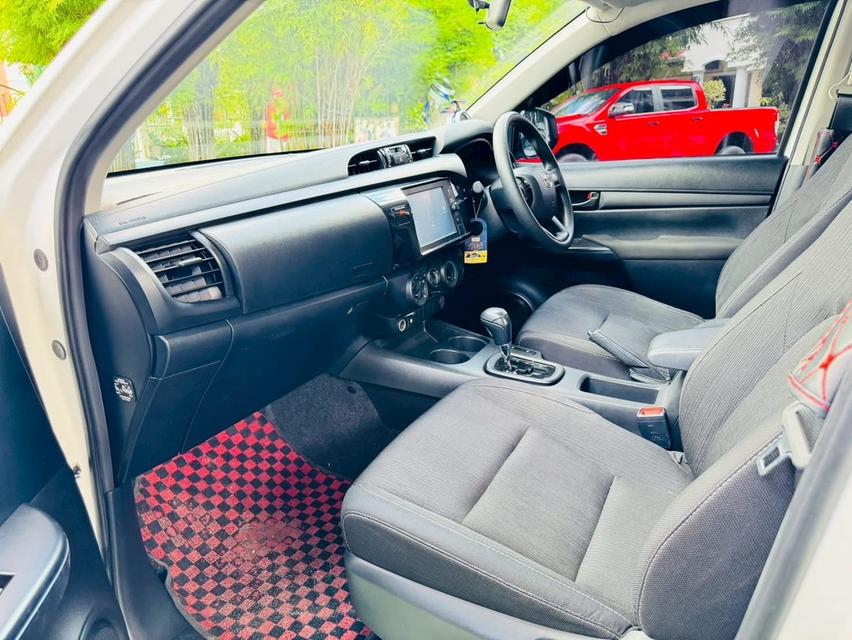 #TOYOTA  Hilux Revo Doublecab เครื่อง 2.4 cc, รุ่น Entry Z edition AUTO ปี 2024 ~ไมล์แท้ 2x,xxx กม ~เกียร์อัตโนมัติ CVT รูปที่ 8