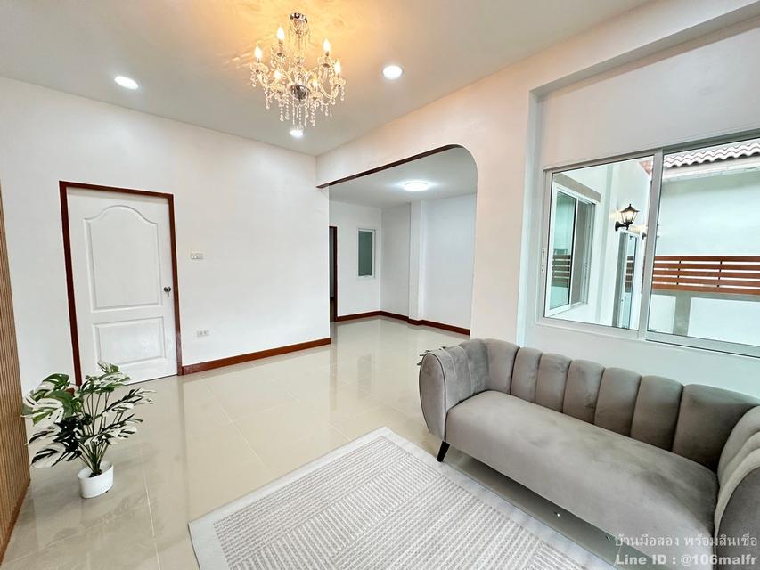 หมู่บ้านเพ็ญศิริ 4 เลียบวารี 1