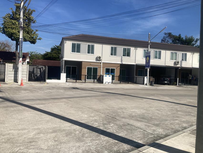 บ้านทาวเฮาว์ หลังมุม 2