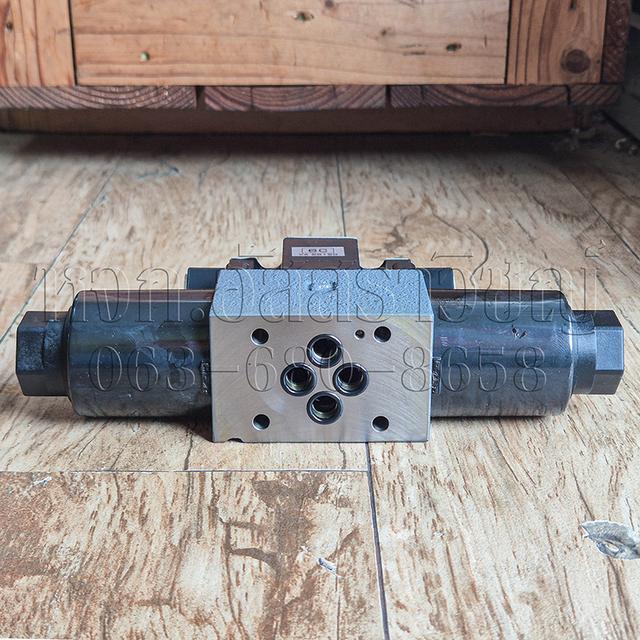 โซลินอยด์วาล์ว DG4V-3-6C-M-P7-H-7-56