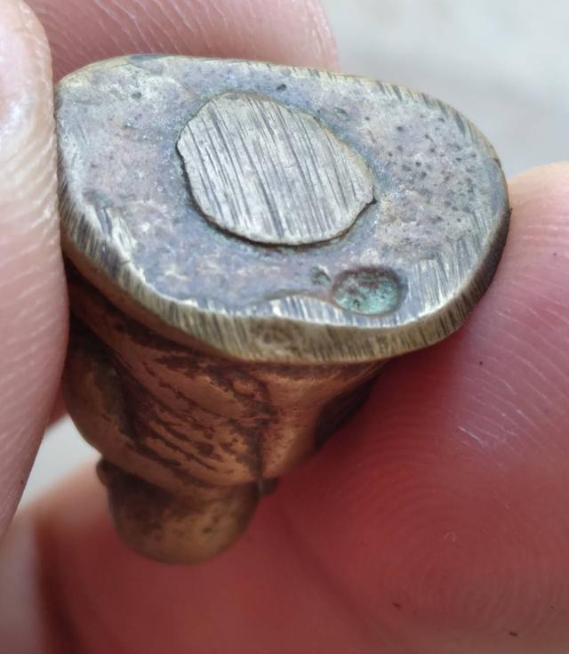 พนะเครื่อง หลวงพ่อเงิน รูปที่ 6