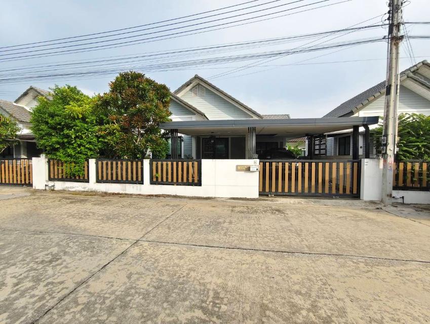 ขาย/ให้เช่า บ้านเดี่ยว ชั้นเดียว 58 ตรว. หมู่บ้านนาราวิล (Naraville) ทำเลดี ใกล้นิคมอมตะนคร พานทอง ชลบุรี