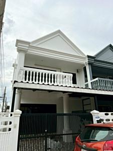 ให้เช่าทาวน์เฮาส์ 2 ชั้น ซอยสุขุมวิท 72 บ้านสวยพร้อมอยู่ (N.1822) 1