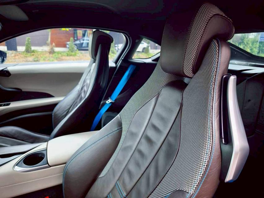รหัสรถ KPV1067 2018 BMW i8 1.5 HYBRID Pure Impulse สีดำ WRAP สีน้ำตาล  8
