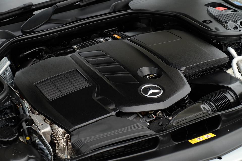Mercedes-Benz CLS300d AMG W257 ปี 2020 สีขาว รถเจ้าของเดียว ประวัติครบทุกระยะ ราคาดี ช้าอด!! รูปที่ 9