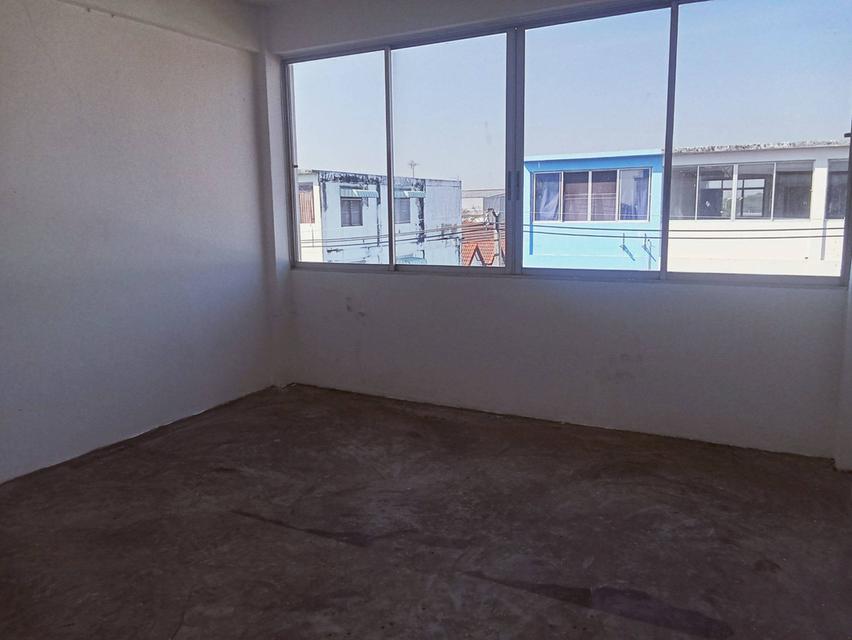 ขายตึก 3 ชั้น หมู่บ้านเบญจทรัพย์ รังสิตคลอง 6 4