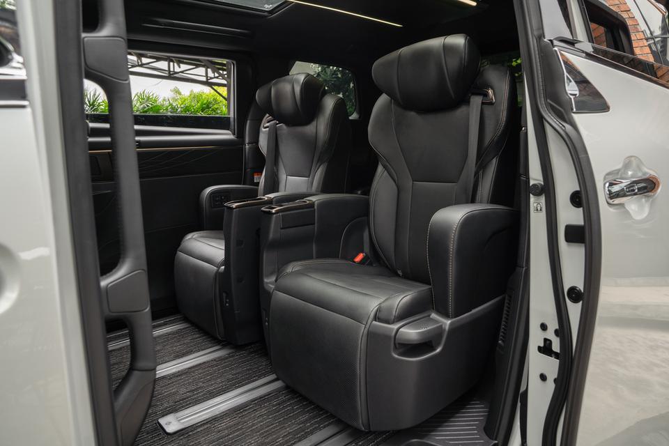 “Toyota Alphard 2.5Z 2WD” ปี 2024 รูปที่ 12