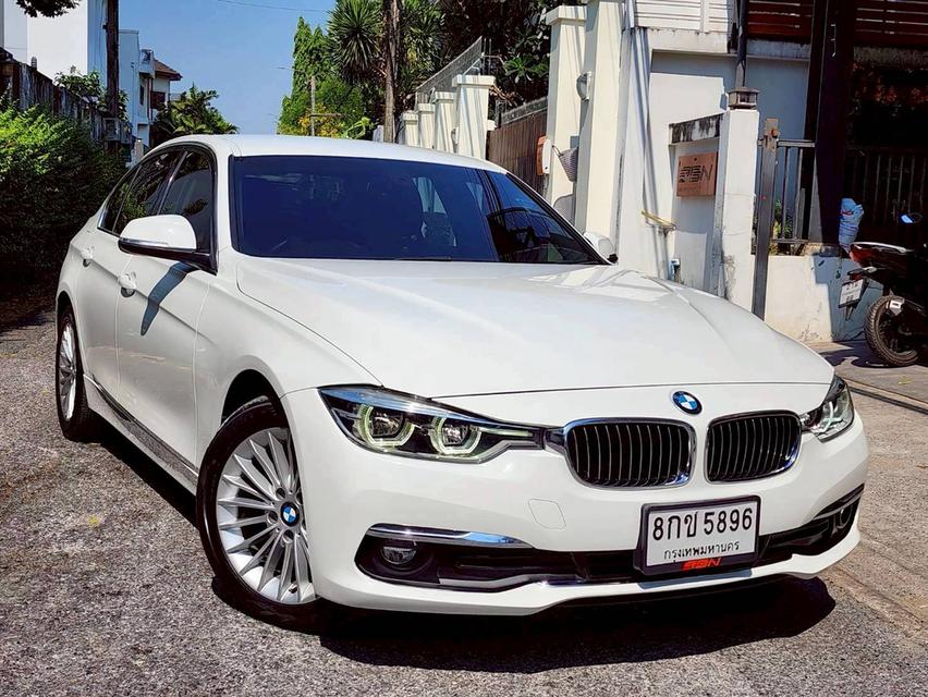BMW 320d Luxury ปี 2017 ไมล์ 22x,xxx km. รูปย่อยที่ 2