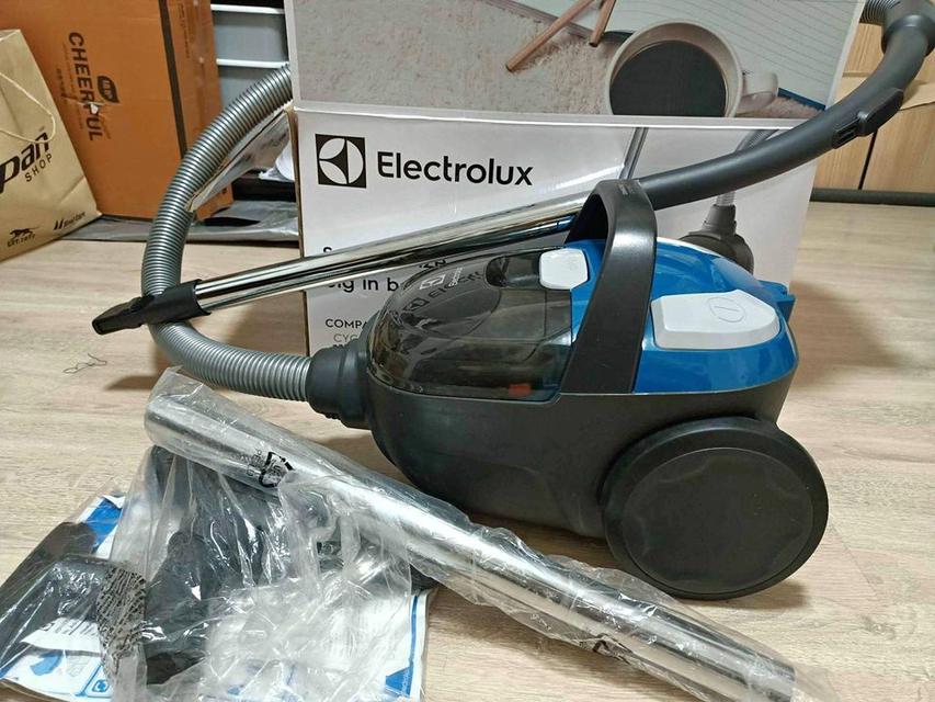 เครื่องดูดฝุ่น Electrolux 3