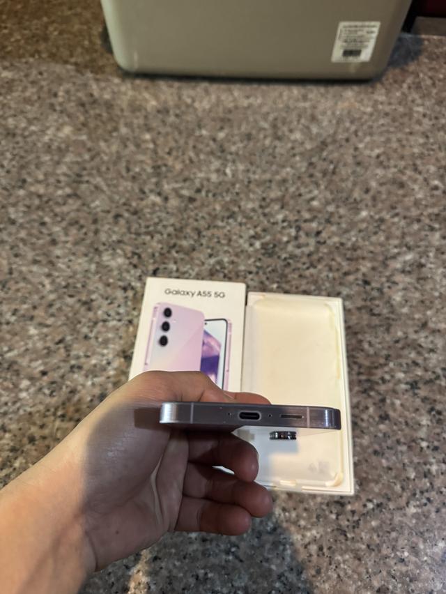 ขายๆๆๆถูกSamsungA55 5G สีใหม่Awesome Lilac 128กิ๊กมีกล่องอีมี่ตรงสูนTrueสภาพสวยการใช้งานดีเยี่ยมทุกๆฟังชั่นเครื่องรีสโตได้ตลอดไม่มีติดแอคเค้าใดๆคับ รูปที่ 4