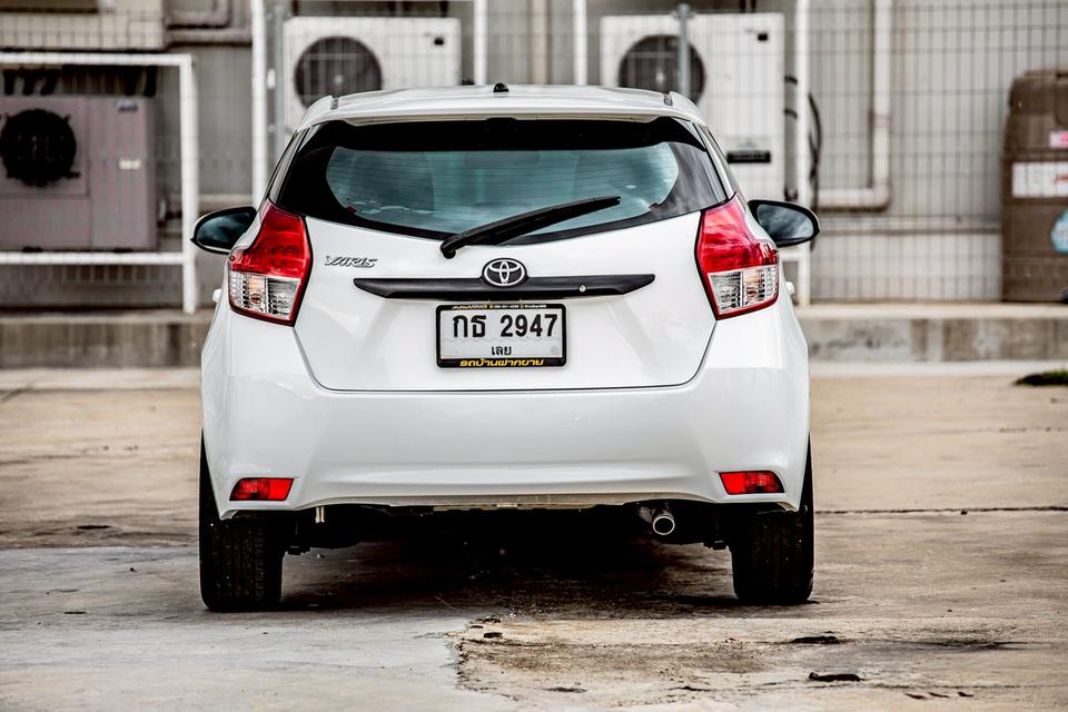 Toyota Yaris 1.2J ปี 2016 สีขาว รถสวยเดิม 7