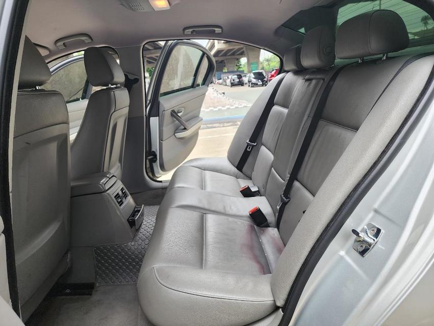 BMW 318i 2.0 E90 AT ปี 2008 17