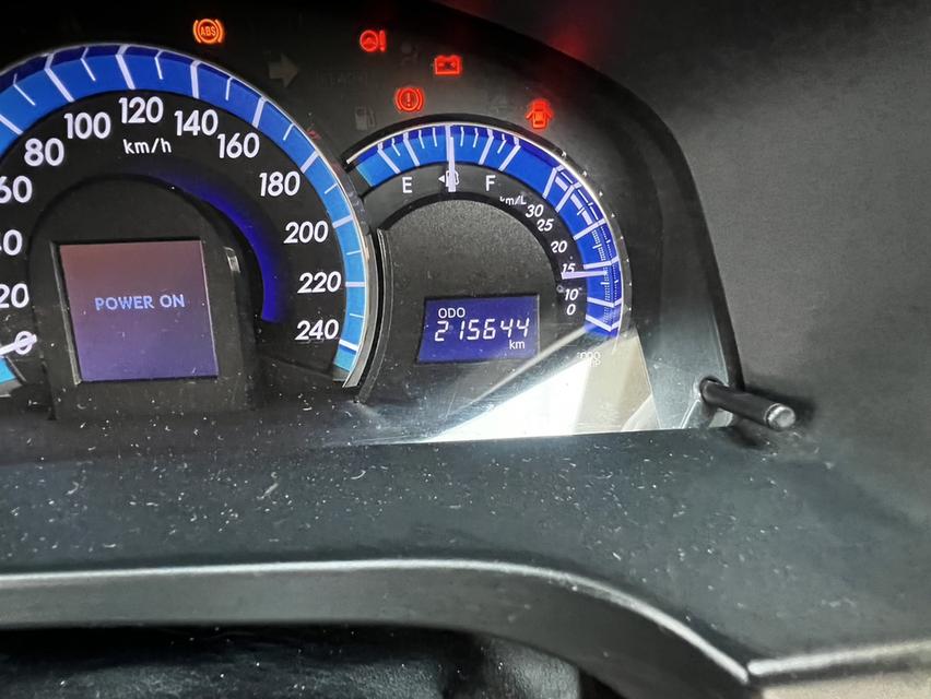 Toyota Camry 2.5 HV Premium ราคา 350,000 บาท