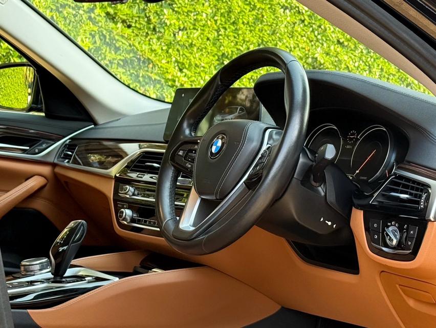 BMW 520D G30 รถมือเดียวป้ายแดง รถออกศูนย์ BMW THAILAND รถวิ่งน้อย เข้าศูนย์ตรงระยะ รถไม่มีอุบัติเหตุครับ รูปที่ 10