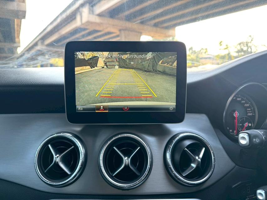 ขายรถ Benz CLA 250 AMG Facelift W117 ปี 2018 สีขาว เกียร์ออโต้ รูปที่ 14