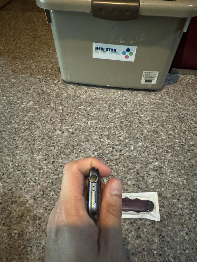 ขายๆๆๆถูกๆๆๆApple Watchซีรี่4สีSpace Gray 44MM GPS สูนTrueการใช้งานดีเยี่ยม100%ทุกๆฟังชั่นเครื่องรีสโตได้หมดไม่ติดแอคเค้าใดๆคับ  สภาพ: 95% สวยๆๆคับ 6