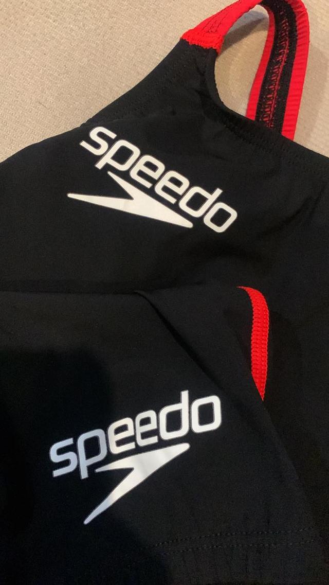 Speedo ตัวเเข่ง ผ้ากระดาษ 4