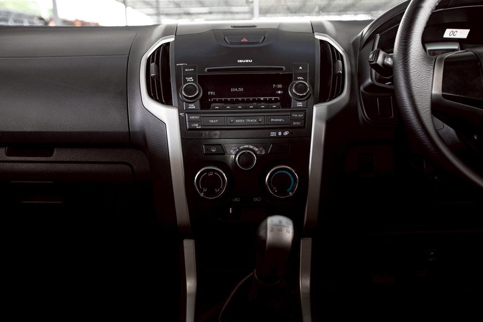 Isuzu D-Max Hi-Lander Cab4 2.5 VGS Z ท๊อป ปี 2013 เกียร์ธรรมดา 4 ประตู มือเดียวป้ายแดง 18