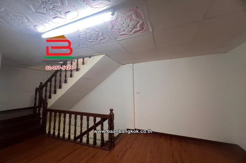 อาคารพาณิชย์ เนื้อที่ 16 ตร.ว. หมู่บ้าน เค.ซี.1 (ซอยหทัยราษฏร์ 39) ถนนหทัยราษฎร์ แขวงสามวาตะวันตก เขตคลองสามวา 12