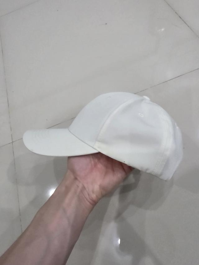 A.หมวก white cap สวย เดิมๆ หายาก วินเทจ เท่ อย่างดี สภาพใหม่ๆ ปรับขนาดได้ พร้อมส่ง รูปย่อยที่ 2