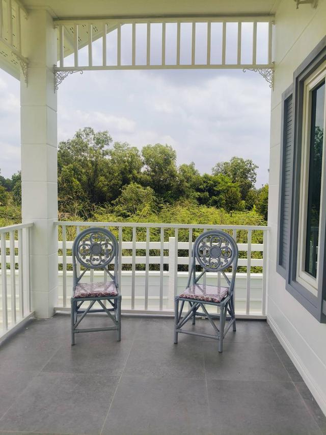 Urgent Sale! English-Style Single-Storey House Special Price 9