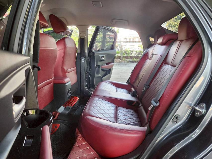 TOYOTA YARIS ATIV 1.2 PREMIUM LUXURY AT ปี 2024 รถสวยมือเดียว ไมล์น้อย 19