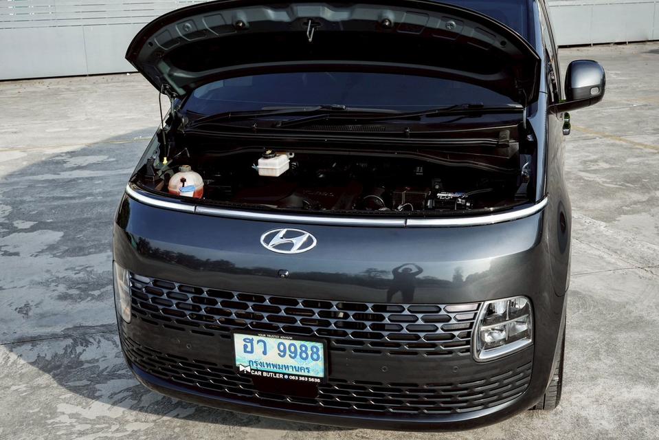 รหัสรถ CBL9988 HYUNDAI Staria 2.2 SEL AT 2021