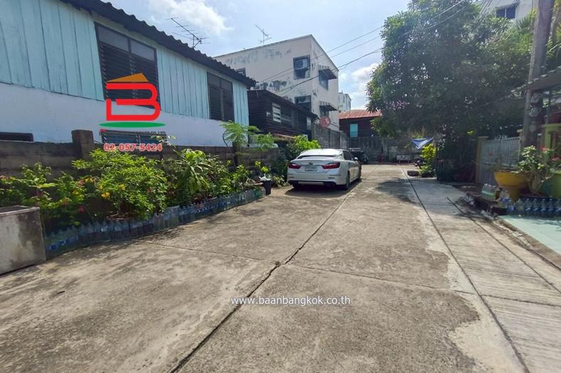 ที่ดินแถมบ้าน ซอยพหลโยธิน 47 เนื้อที่ 11 ตรว. ใกล้กรมป่าไม้ ถนนพหลโยธิน แขวงลาดยาว เขตจตุจักร กรุงเทพมหานคร 2