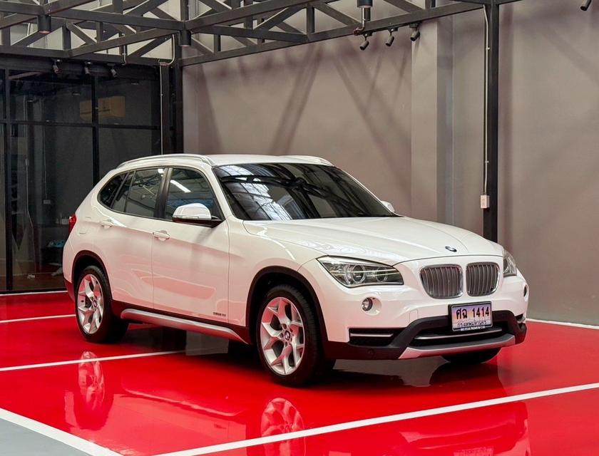 2015 BMW X1 E84 รถมือเดียวออกป้ายแดง รถวิ่งน้อยเพียง 70,000 กม รถเข้าศูนย์ตลอด รถไม่เคยมีอุบัติเหตุครับ