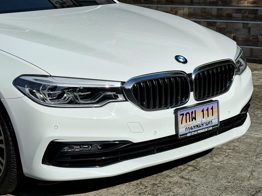 2020 BMW 530e G30 รถมือเดียวออกป้ายแดง รถวิ่งน้อย เข้าศูนย์ตามระยะ รถไม่เคยมีอุบัติเหตุครับ 8