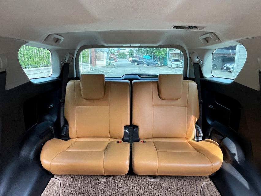 Toyota Fortuner 2.8V 4wd ปี18 13