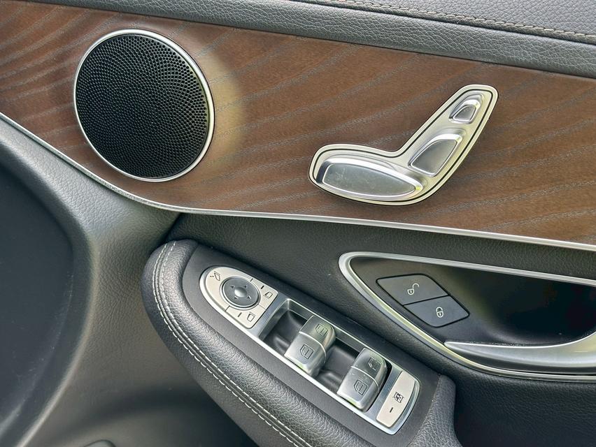 Benz Glc250d 4Matic ปี17 16