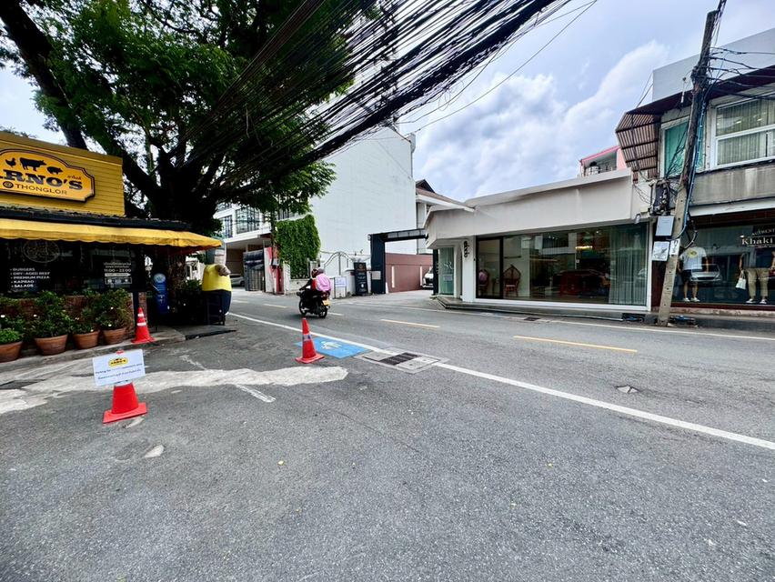 ให้เช่าพื้นที่สุดคุ้ม ซอยทองหล่อ 13 (สุขุมวิท55) ทำเลดีใกล้แหล่งธุรกิจ (N.1806) 13