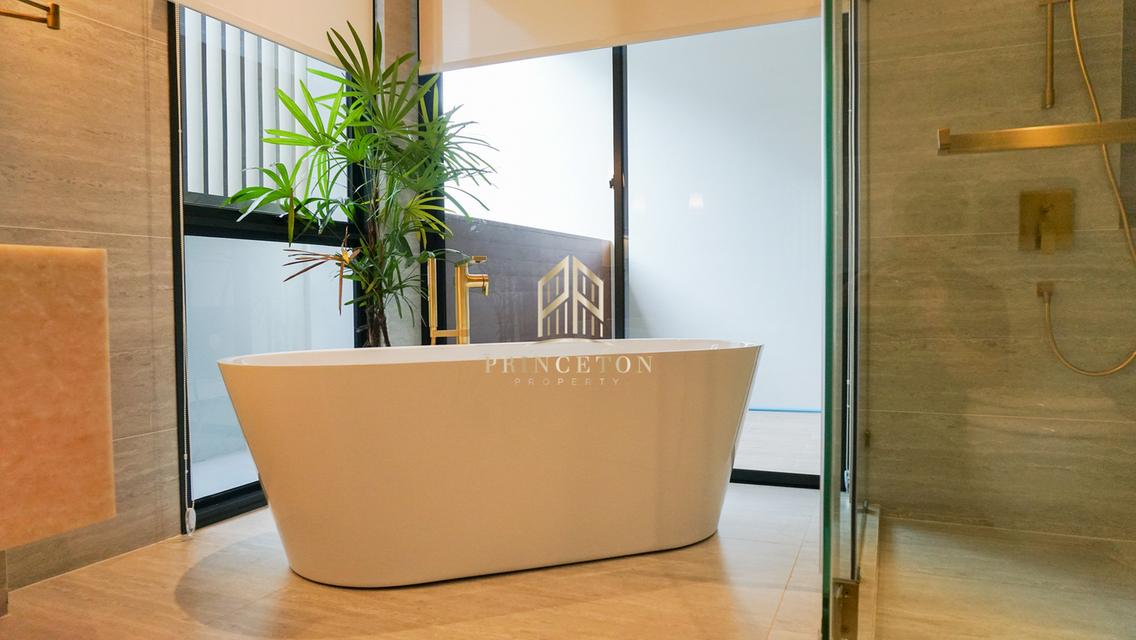 Luxury House For Rent Bugaan Krungthrep Kreetha by Sansiri 13