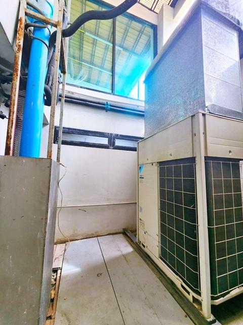 ตลาดสำเพ็ง 2 1.9 กม กัลปพฤกษ์ MRT หลักสอง 4.4กม. แอร์ Concealed Duct ใหญ่ 100,000 BTU ให้เช่าอาคารพาณิชย์ 2 คูหา 4ชั้น 5 6