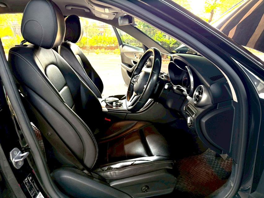 ขายรถ Benz C220D W205 ปี 2019 สีดำ เกียร์ออโต้ 9