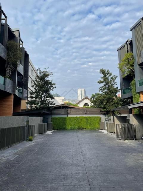 ให้เช่า ขาย ทาวน์โฮม ดิ เอท จตุจักร-รัชดา THE EIGHT Chatuchak-Ratchada สไตล์โมเดิร์น Privacy Residence ลาดพร้าว ซอย1 ใกล้เซ็นทรัล ลาดพร้าว