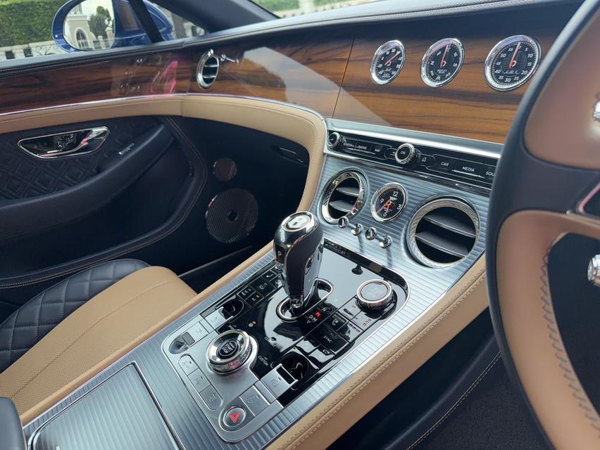 Bentley Continental GT W12 ปี 2020 รถออกศูนย์ AAS Thailand รูปที่ 14