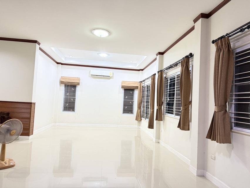 บ้านเดี่ยว 56 ตรว. 2 ชั้น 3 ห้องนอน 3 ห้องน้ำ 2 จอด 8