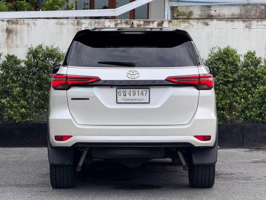 TOYOTA FORTUNER Commander 2.4 V 2WD AT (Year 2022) รูปที่ 9
