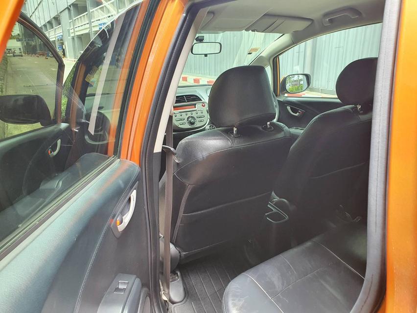 Honda Jazz 1.5V(AS) ปี 2012 สีส้ม รถมือ 1 วิ่งน้อย 7