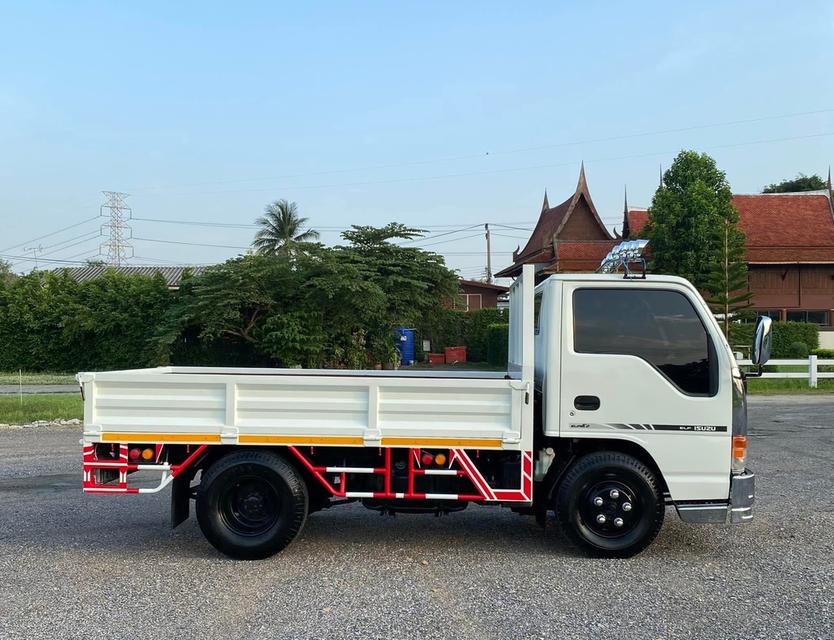 ขายรถบรรทุก ISUZU NKR 4 ล้อไม่ติดเวลา