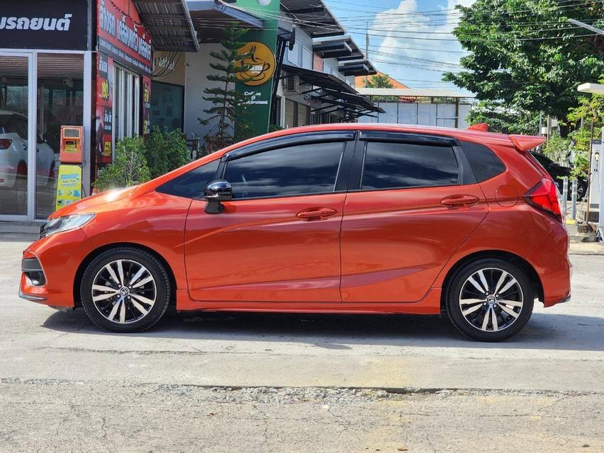 ขายHonda Jazz 1.5RS ปี19 4